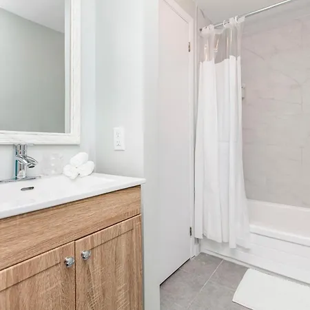 Apartment Modern 1br Units - Prime Location With Netflix