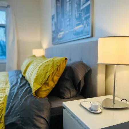 Guest house Spacious And Serene 3br Home. Newly Renovated.