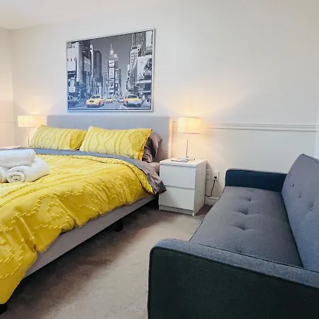 Spacious And Serene 3br Home. Newly Renovated. Ottawa