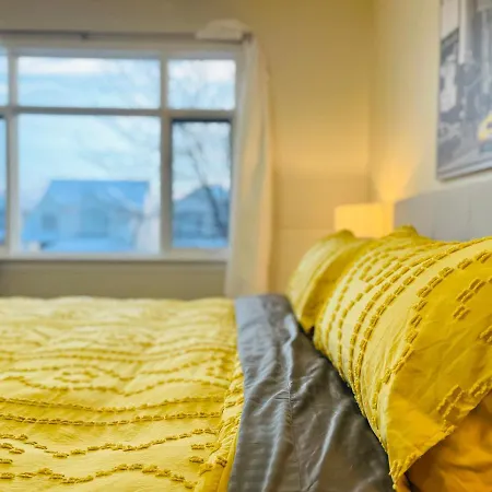 Spacious And Serene 3br Home. Newly Renovated. Ottawa