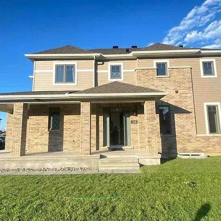 Brand New 3 Bedrooms With Free Parking+wifi Ottawa