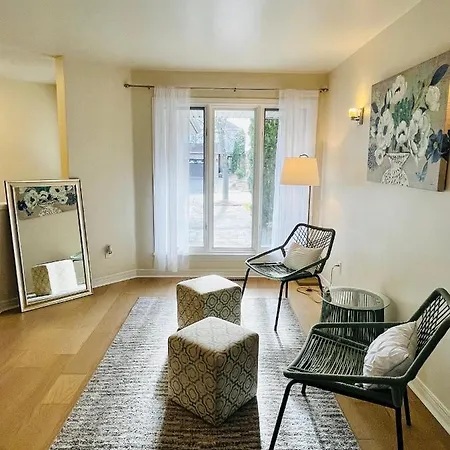 Guest house Spacious And Serene 3br Home. Newly Renovated. Ottawa