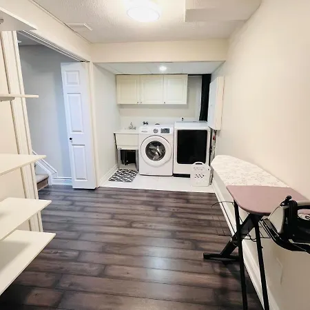 Spacious And Serene 3br Home. Newly Renovated. Guest house *