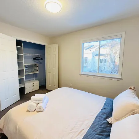 Spacious And Serene 3br Home. Newly Renovated. Guest house