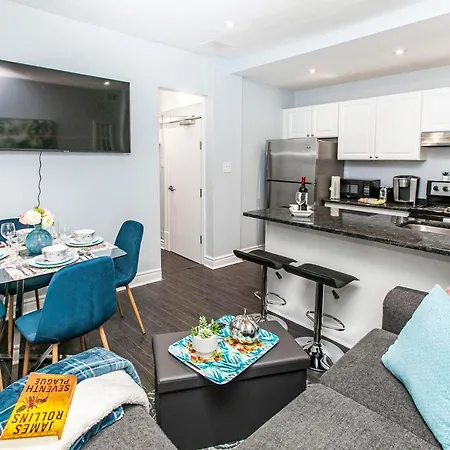 2br Newly Renovated Unit Steps To Little Italy Apartment