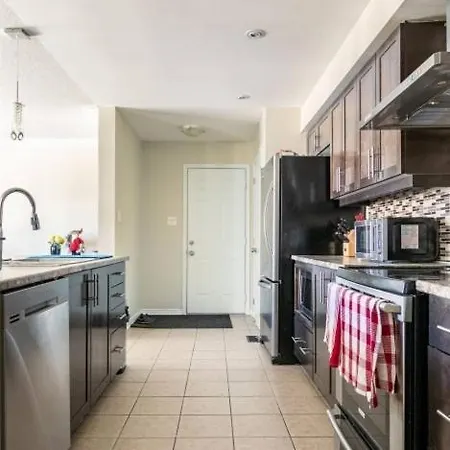 Mannys Place Homestay Ottawa
