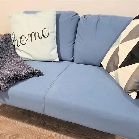 Charming Studio With Parking, Netflix, Full Kitchen - Close To Algonquin College