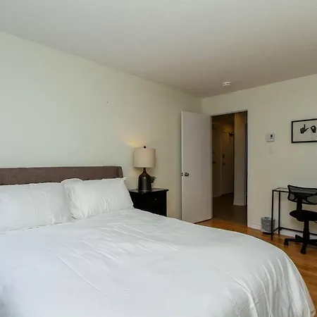 Perfect Location & Luxury 2 Bed Parking Wifi * Ottawa