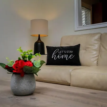Perfect Location & Luxury 2 Bed Parking Wifi Ottawa
