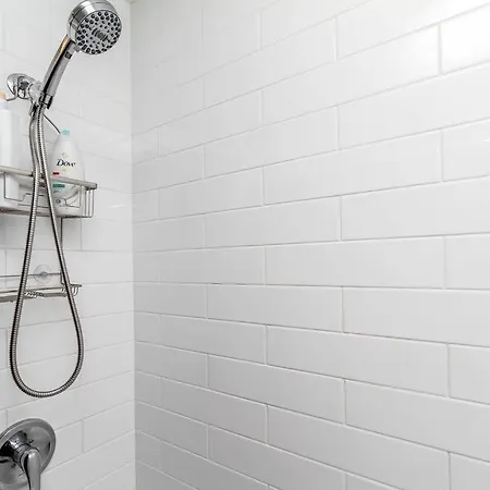 Perfect Location & Luxury 2 Bed Parking Wifi Ottawa