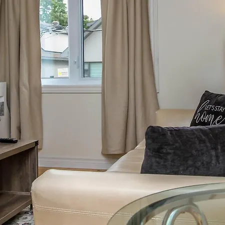 Apartment Perfect Location & Luxury 2 Bed Parking Wifi