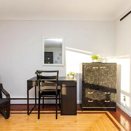 Modern 2br - Unit - Vanier Apartment Ottawa