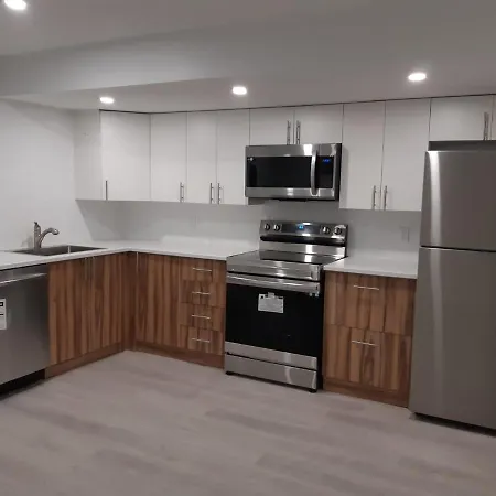 2 Bedroom Unit With Full Kitchen And Bathroom Ottawa