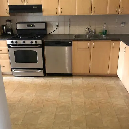 4 Plus 1 Bedrooms Townhouse In Avalon Orleans Apartment