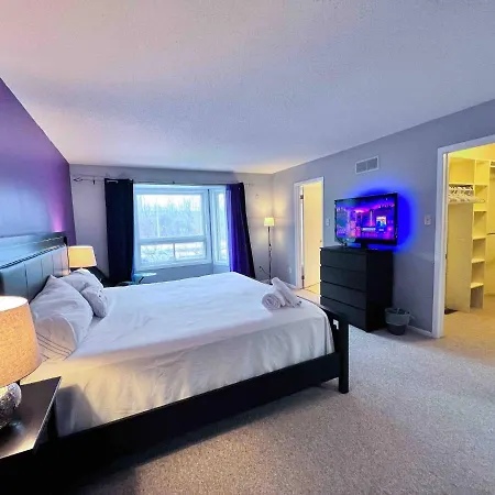 Spacious Family Close To Downtown With King Bed Num1 Holiday home *
