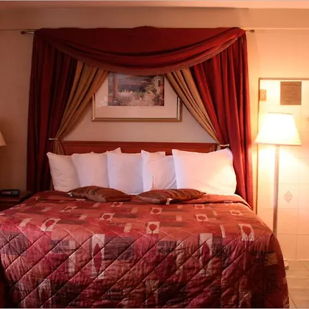 Hotel Plaza Downtown 3*