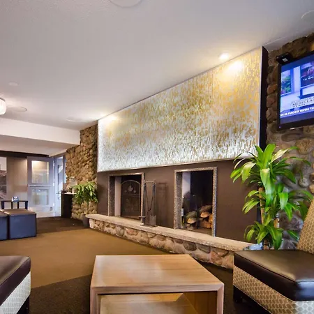 Western Kanata And Conference Centre Hotel