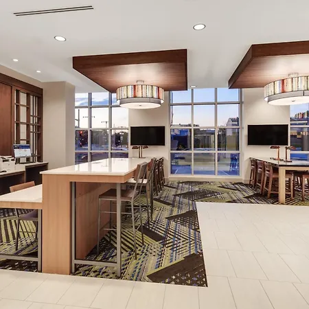 Hotel Express & Downtown East By Ihg 3*