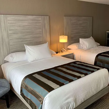 Wingate By Wyndham Kanata West Hotel 3*