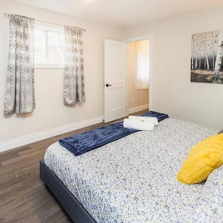 Modern 2br - King Bed - Close To Byward Market Ottawa
