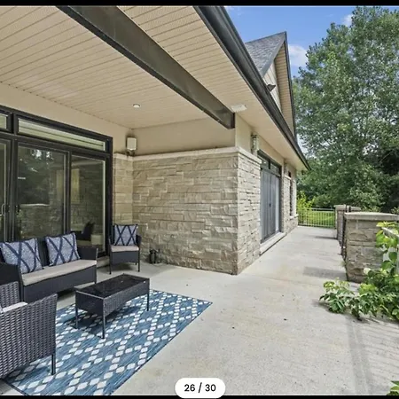 The Villa! Ottawa