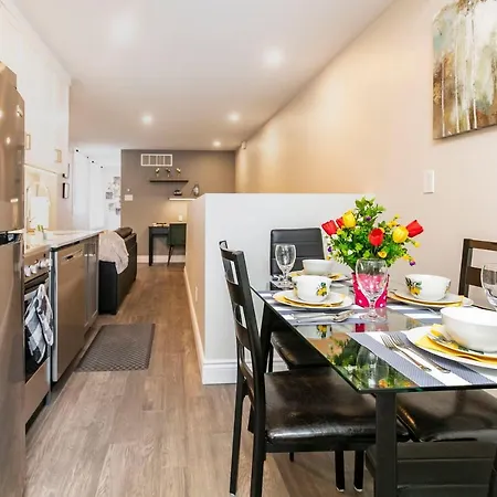 Steps To The University - Cozy 2br