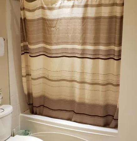 Lovely Guest Entire Minutes From Airport Ottawa