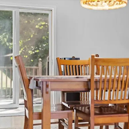 4 Season Private House 30 Min From Holiday home Ottawa
