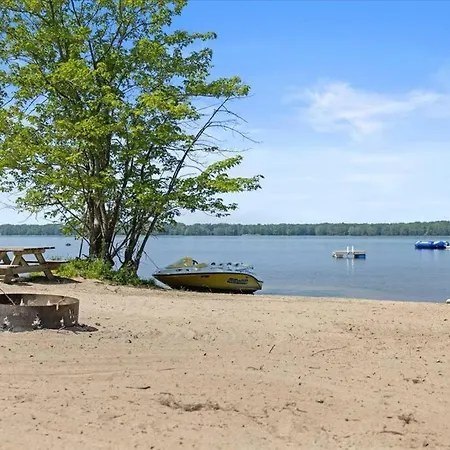 4 Season Private House 30 Min From Ottawa
