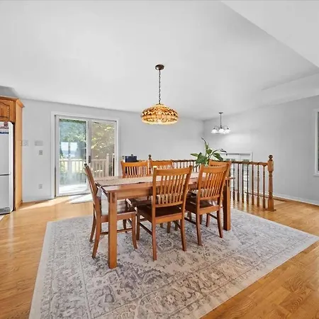 Holiday home 4 Season Private House 30 Min From Ottawa