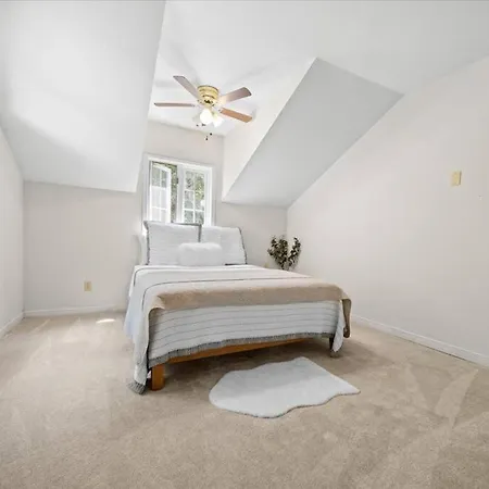 4 Season Private House 30 Min From Holiday home Ottawa