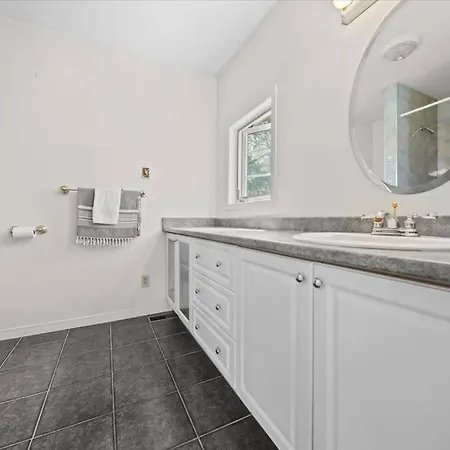 Holiday home 4 Season Private House 30 Min From *