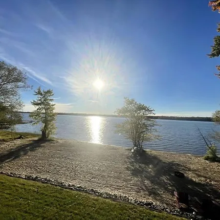 4 Season Private House 30 Min From Holiday home Ottawa