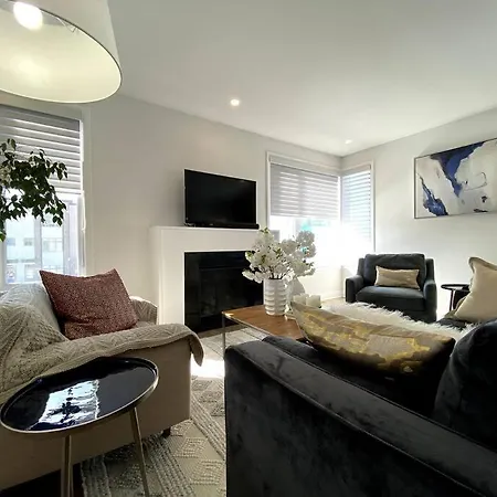 Apartment Luxury 3 Bedrooms Semi-detached In Downtown Ottawa