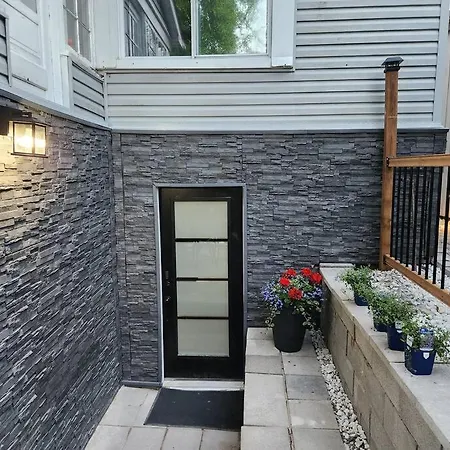 Charming Apt In Old East Apartment