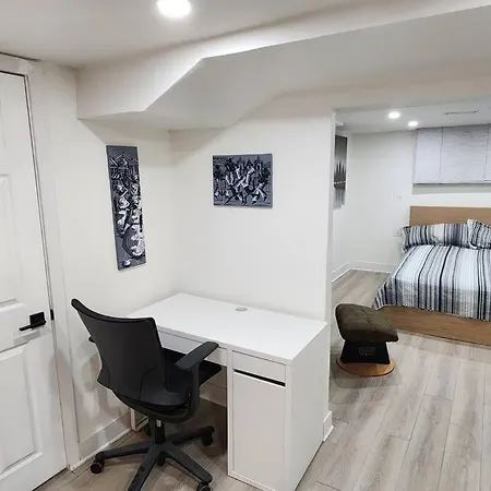 Charming Apt In Old East Apartment