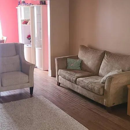 Entire 9 Person House With Sky Light Apartment Ottawa