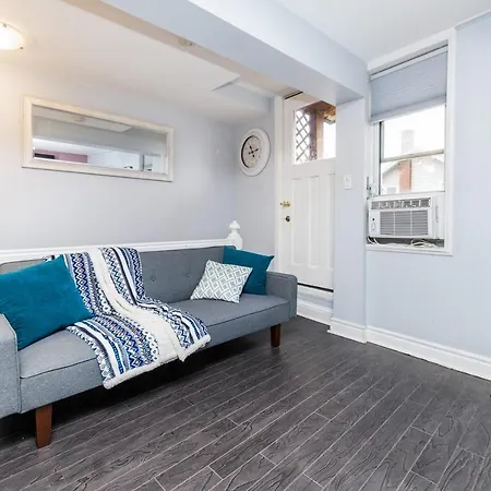 Apartment 2br With Private Rooftop Terrace *