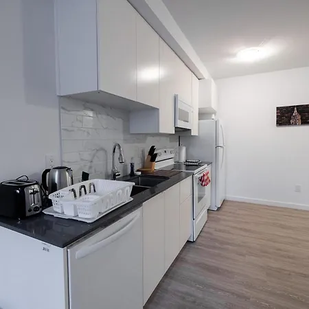 Modern Gateway 1 Bedroom Apartment Ottawa