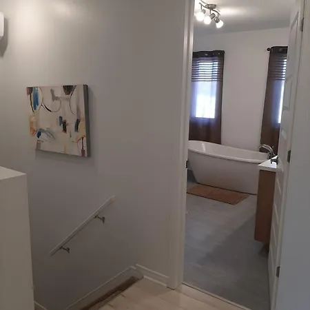 Brand New In Aylmer
