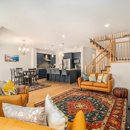 Fully Furnished 4 Bedroom House In Ottawa
