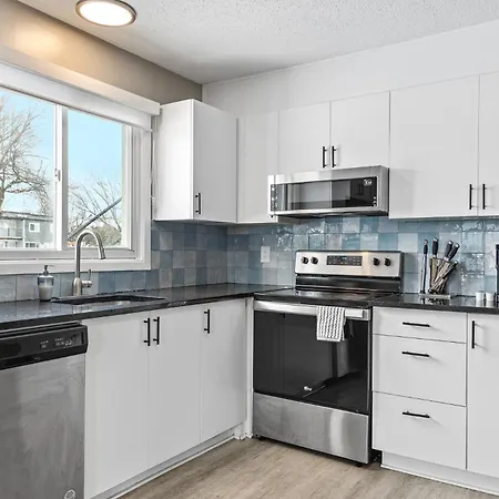Villa 14 Minutes From Downtown, Luxury In Nepean *