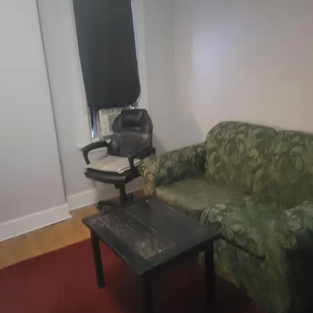 Homestay 110 Cartier Street *