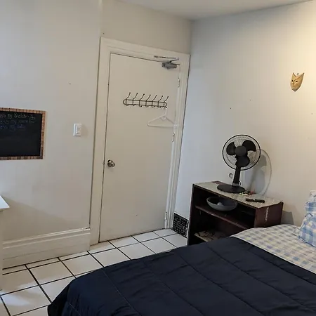 110 Cartier Street Homestay Ottawa