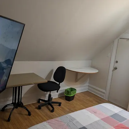 110 Cartier Street Homestay
