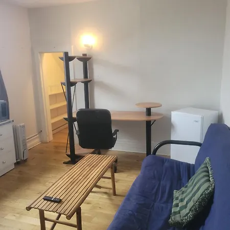 Homestay 110 Cartier Street Ottawa