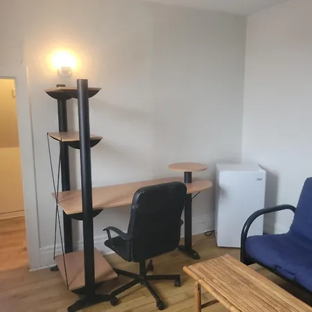 Homestay 110 Cartier Street Ottawa