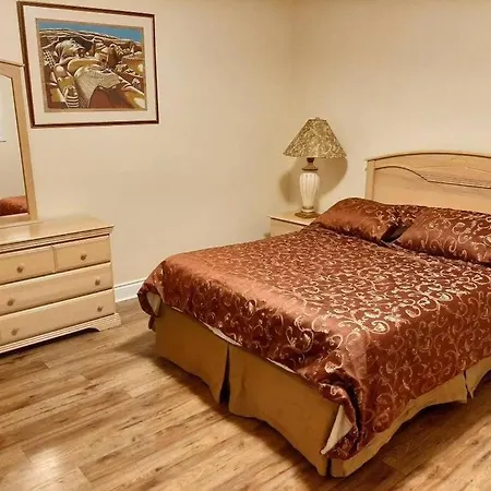 Queen Guest Apartment Ottawa
