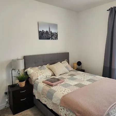 Villa Amazing 5 Bed For 10 Guests Ottawa