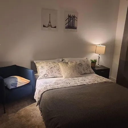 Villa Amazing 5 Bed For 10 Guests Ottawa